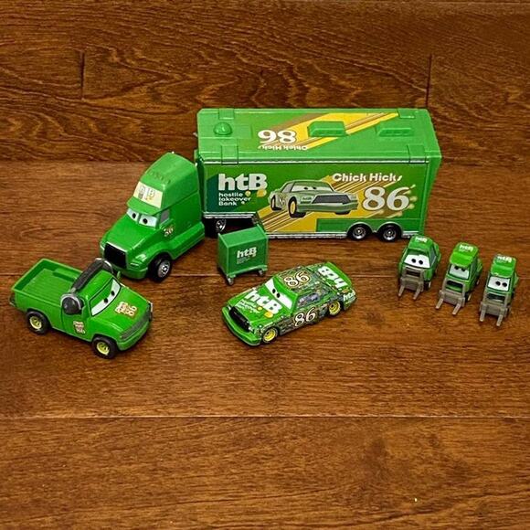 DISNEY PIXAR Vintage Chick Hicks Hauler Semi Truck Forklifts Set - Picture 1 of 12